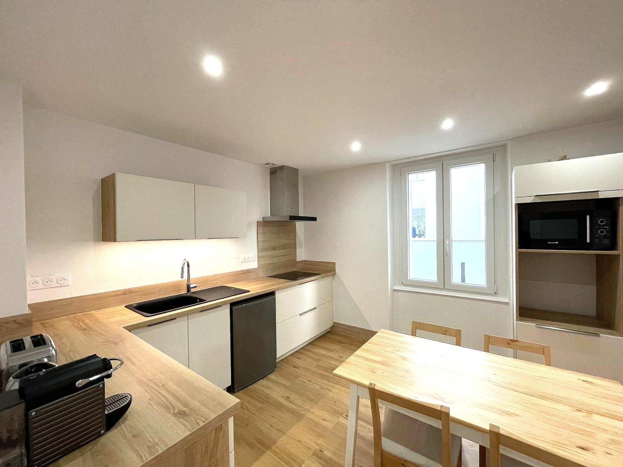 Appartement Moderne Et Spacieux, A 10 Min De La Gare Colmar Ngoại thất bức ảnh