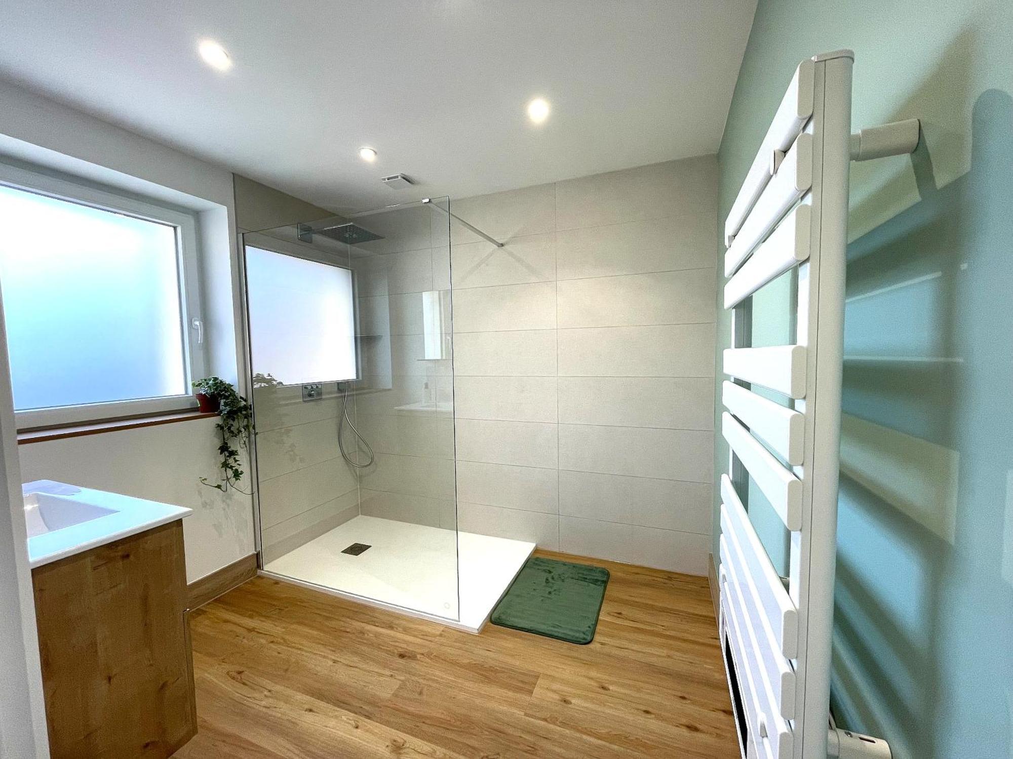 Appartement Moderne Et Spacieux, A 10 Min De La Gare Colmar Ngoại thất bức ảnh