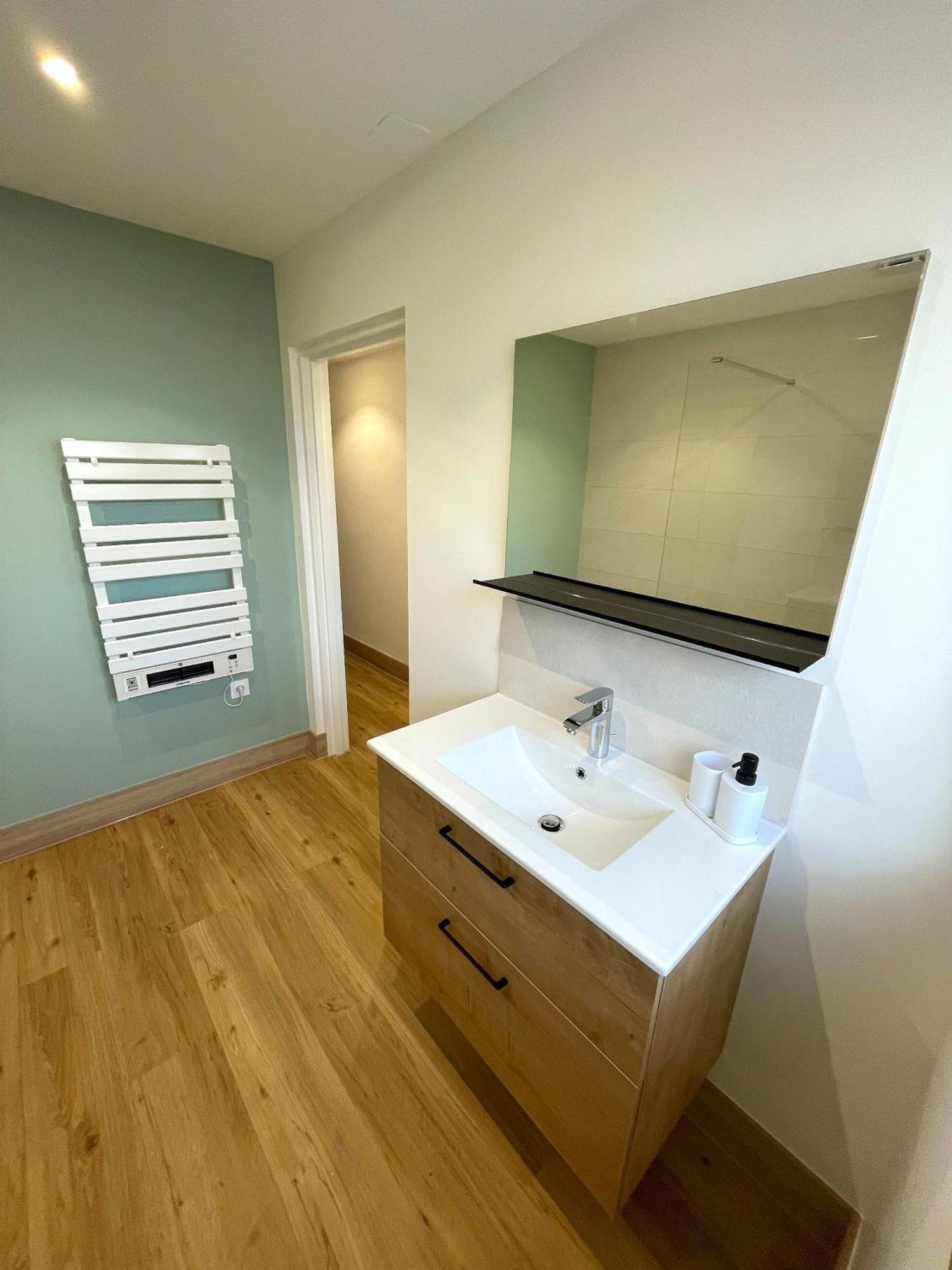 Appartement Moderne Et Spacieux, A 10 Min De La Gare Colmar Ngoại thất bức ảnh