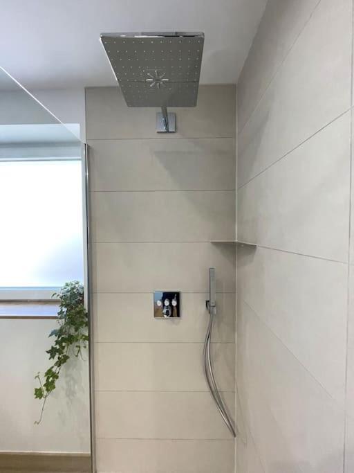Appartement Moderne Et Spacieux, A 10 Min De La Gare Colmar Ngoại thất bức ảnh