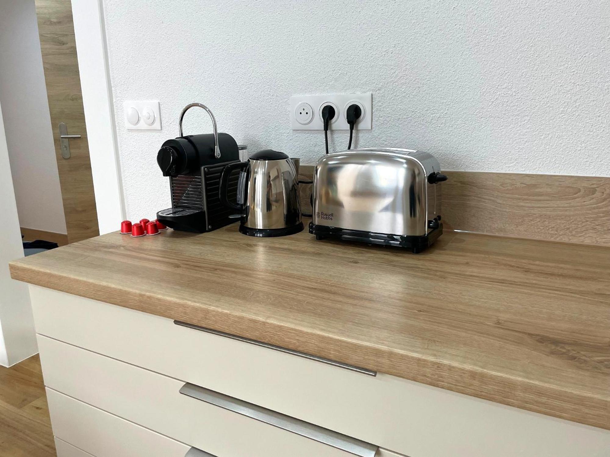 Appartement Moderne Et Spacieux, A 10 Min De La Gare Colmar Ngoại thất bức ảnh